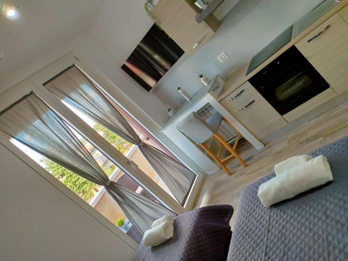 Suite Room Malpensa B&B 卡尔达诺阿尔坎波 外观 照片