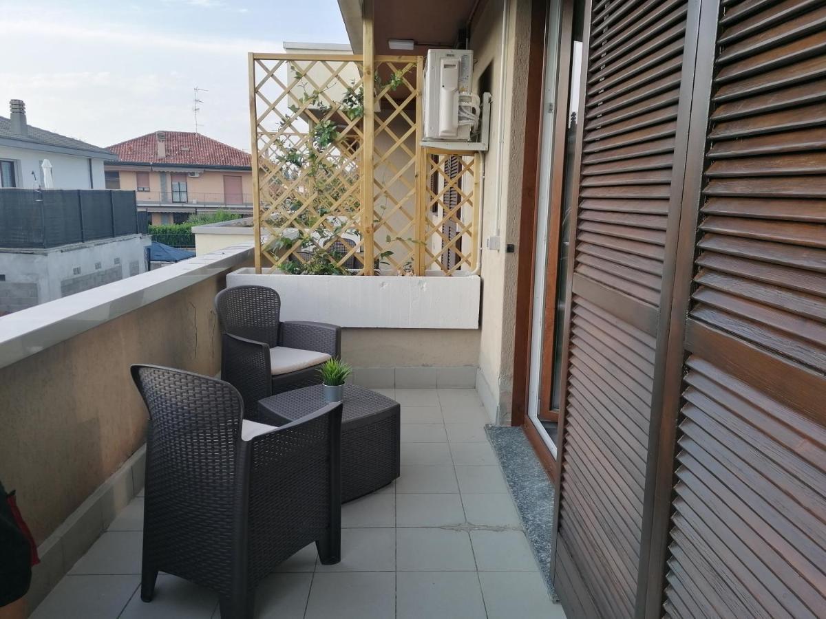 Suite Room Malpensa B&B 卡尔达诺阿尔坎波 外观 照片