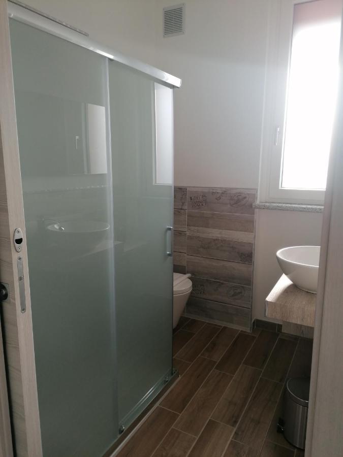 Suite Room Malpensa B&B 卡尔达诺阿尔坎波 外观 照片