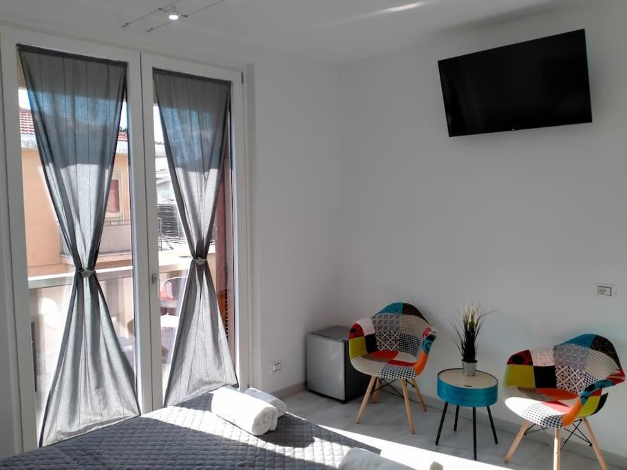 Suite Room Malpensa B&B 卡尔达诺阿尔坎波 外观 照片